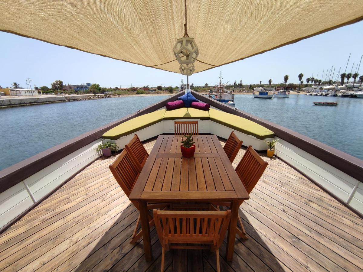 Pillirina House-Boat Hotel Marzamemi Exterior foto