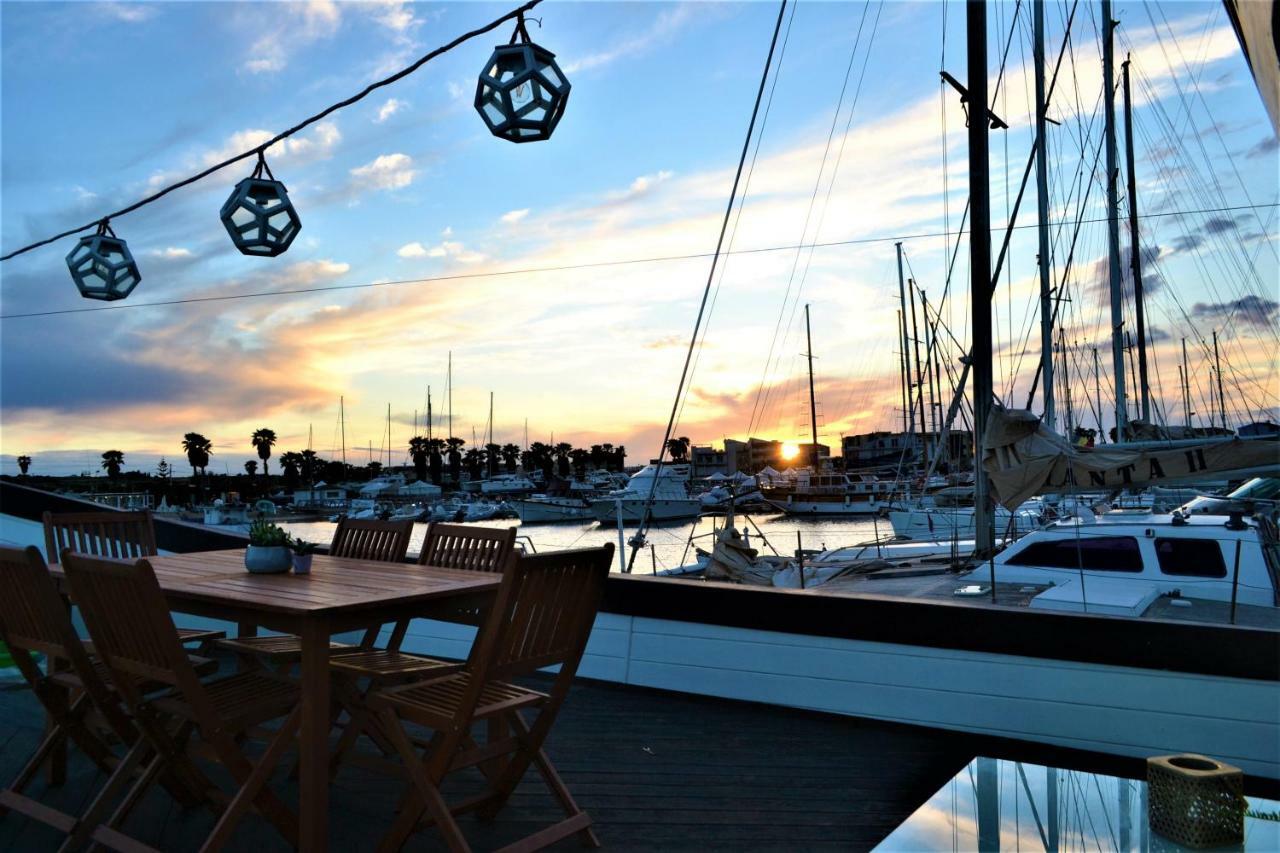 Pillirina House-Boat Hotel Marzamemi Exterior foto